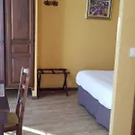 Szálloda Logis Du Terreau
