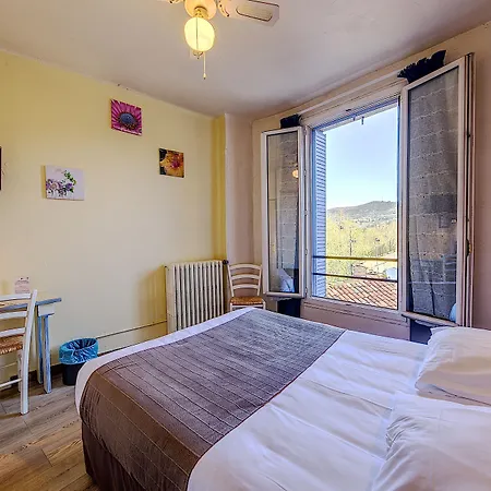 Logis Du Terreau Hotel 2*