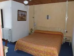 Logis Du Terreau فندق مانوسك