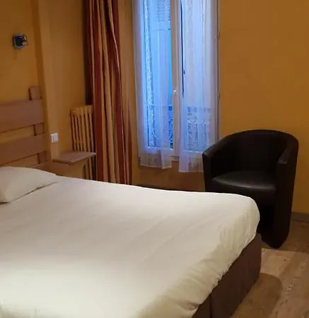 Logis Du Terreau 호텔