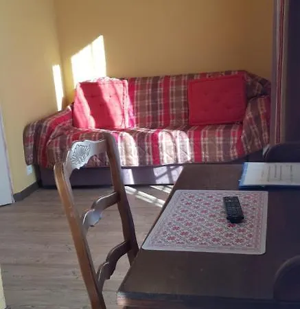 Logis Du Terreau מלון 2*