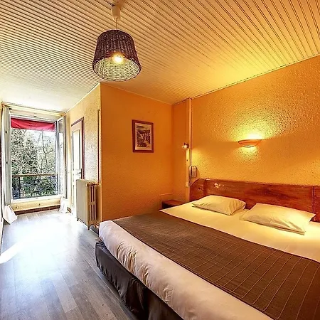 Hotel Logis Du Terreau Manosque