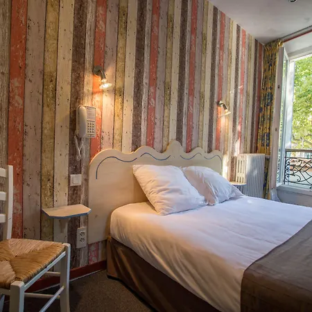 Hotel Logis Du Terreau 2*