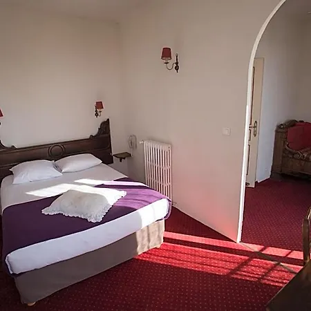 Hotel Logis Du Terreau 2*