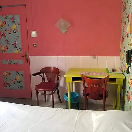 Logis Du Terreau מלון מנוסק