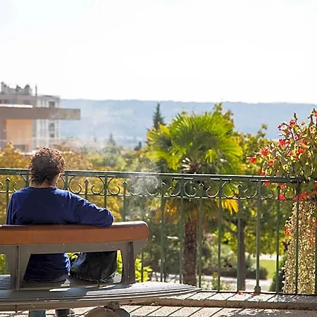 فندق Logis Du Terreau