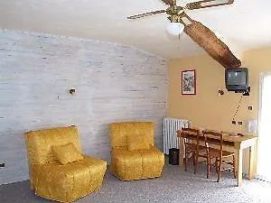 Hotel Logis Du Terreau 2*