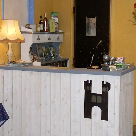 Logis Du Terreau Hotel 2*