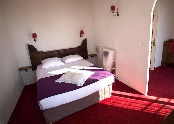 Hotel Logis Du Terreau Manosque