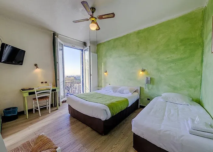 Hotel Logis Du Terreau 2*