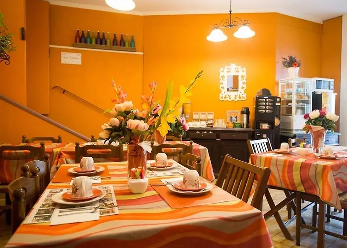 Hotel Logis Du Terreau Manosque