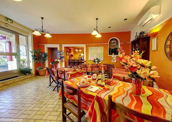 Logis Du Terreau 2* مانوسك