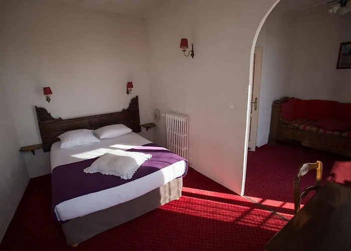 فندق Logis Du Terreau