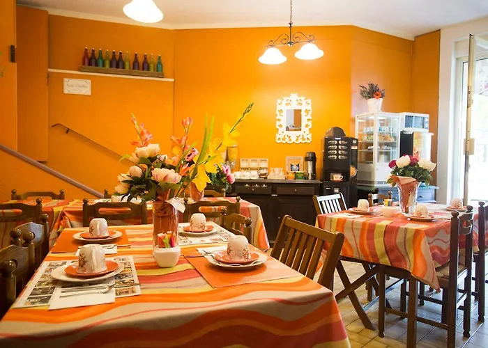 Logis Du Terreau فندق 2*