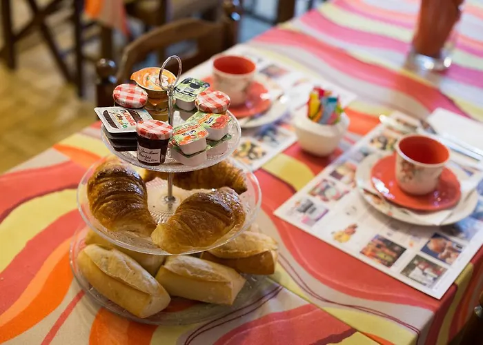 Hotel Logis Du Terreau Manosque